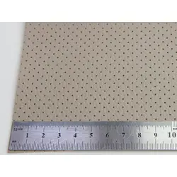 Автомобільний шкірзам перфорований Mercedes 30519р кремовий, на тканинній основі, ширина 1,40 м, Туреччина