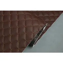 Шкірзам стьобаний коричневий «Ромб» (прошитий коричневою ниткою) дубльований синтепоном і флізеліном, ширина 1,35 м