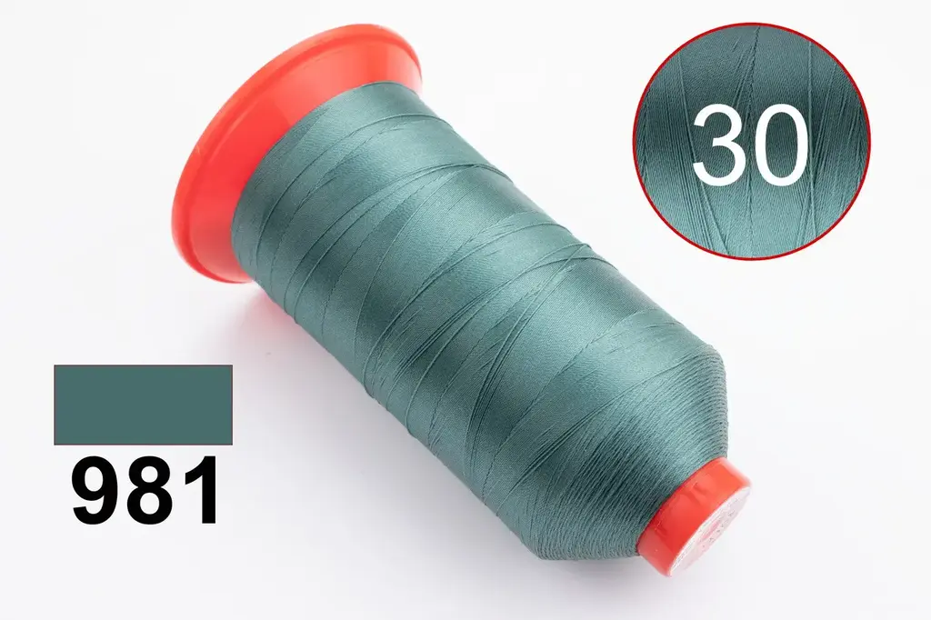 Нитка N30 P981 зелена, довжина 2500 метрів OZEN IPLIK P-Plus