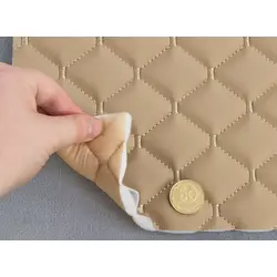 Стьобаний шкірзам Maldive "Ромб" кремовий з темно-бежевою ниткою, на поролоні 7мм, флізелін, ширина 1,35 м Туреччина