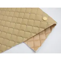 Стьобаний шкірзам Maldive "Ромб бежевий" з темно-бежевою ниткою, на поролоні 7мм, флізелін, ширина 1,35 м, Туреччина