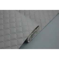 Шкірзам стьобаний світло-сірий «Ромб» (прошитий сірою ниткою) дубльований синтепоном і флізеліном, ширина 1,35 м