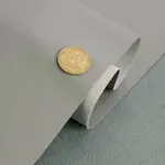 Шкірзам С-031, світло-сірий, на бюджетній підкладці, ширина 1.39 м – елегантний та практичний матеріал для меблів Мініатюра 4