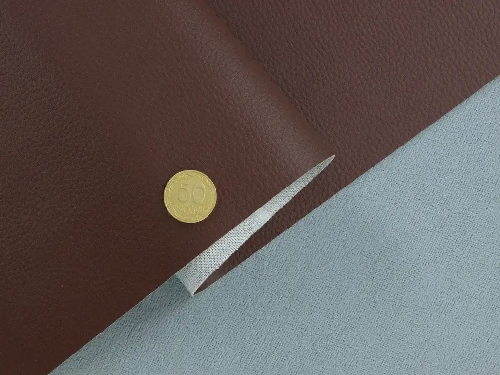 Шкірзам С-13, темно-коричневий, ширина 1.39 м – елегантний та практичний матеріал для меблів