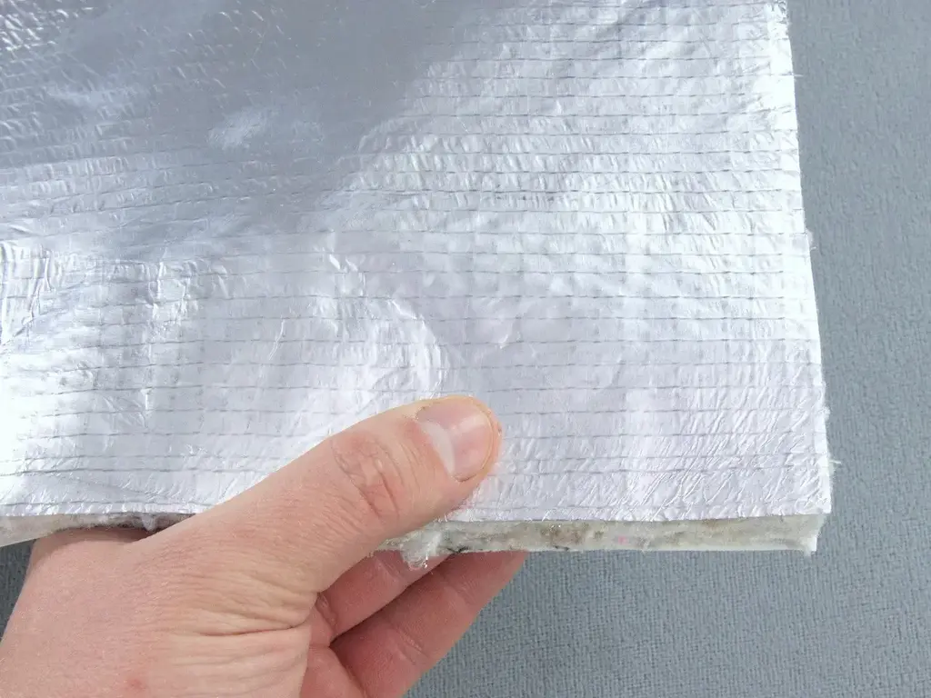 Шумоізоляція фольгована VOF-12K з повсті, 100×50см, товщина 12мм