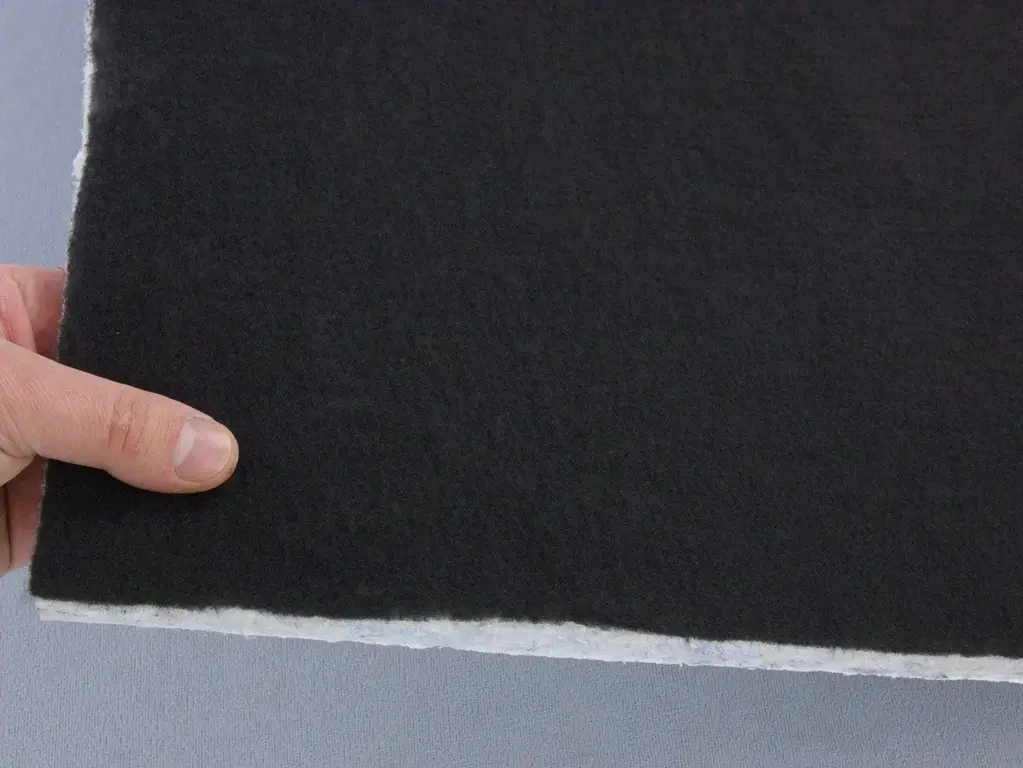 Повстяна шумоізоляція НВ-12K, самоклеюча, з нетканим покриттям, товщина 12мм, лист 100х75см