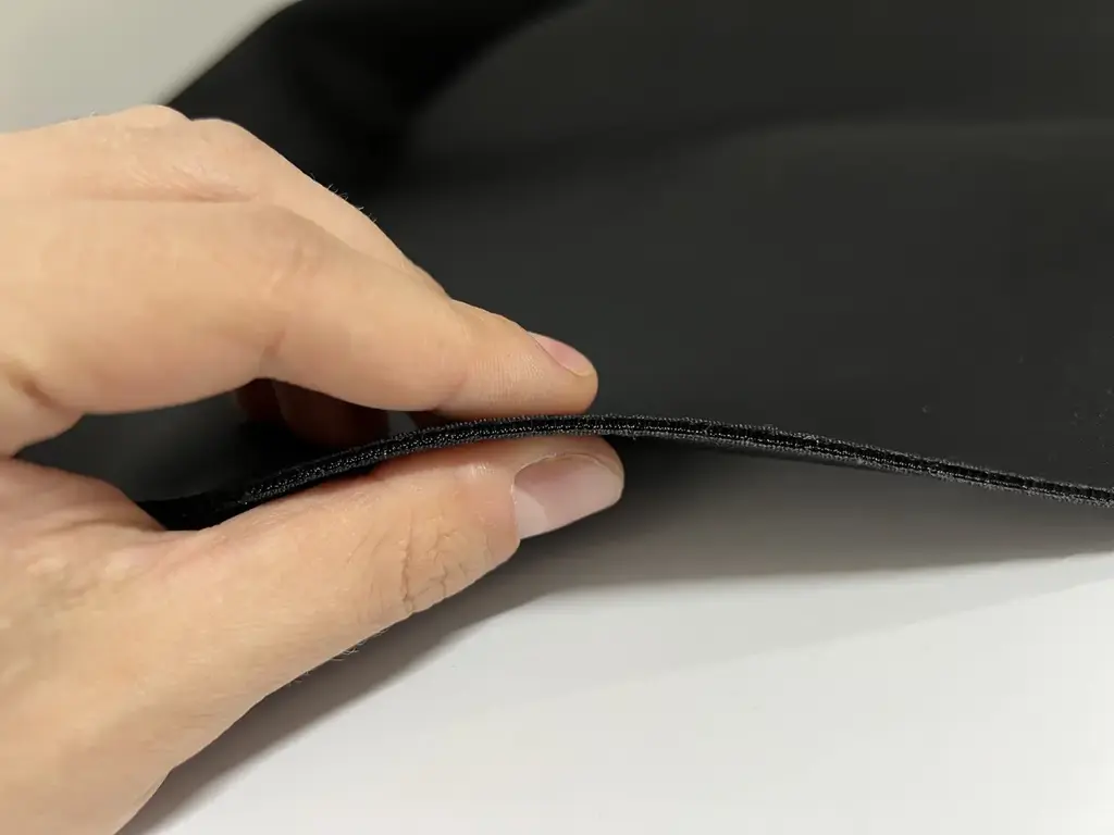 Підкладка неопренова 1,6 мм під вініл для торпеди та дверних карт, ширина 1,50 м